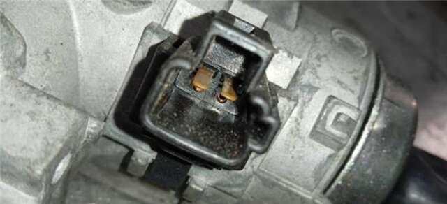 Foto 3ª: Motor de Arranque Ford Fiesta 1.4 AMBIENTE [1.4 LTR. - 50 KW TDCI CAT] [F6JB]