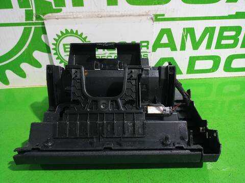 Foto 3ª: Guantera Volkswagen T-Roc BASIS 110CV [DLAA] (2021)