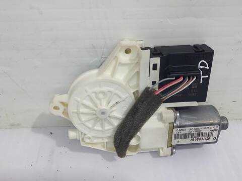 Foto 3ª: Elevalunas Eléctrico Trasero Derecho Renault Megane DYNAMIQUE 116CV (2008)