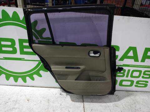 Foto 2ª: Puerta Trasera Izquierda Renault Megane 1.9 DCI DIESEL 120CV [F9Q800] (2003)