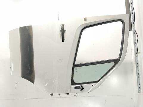 Foto 2ª: Puerta Delantera Derecha Mercedes Sprinter VERSION INDEFINIDA (2018)