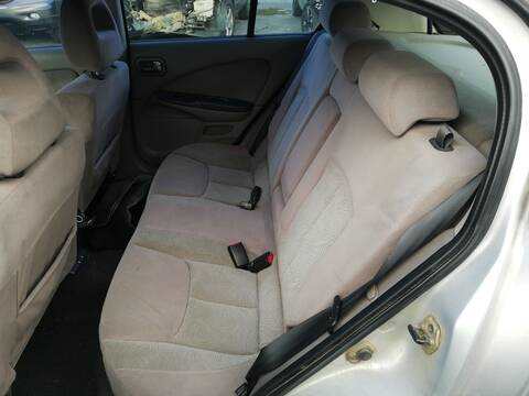 Foto 1ª: Asientos Traseros Nissan Almera QG18 (2001)