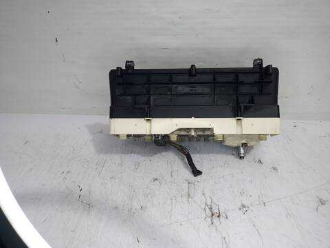 Foto 2ª: Cuadro de Instrumentos Ford Sierra BRILLANT BERLINA 116CV 85KW [N9E] (1990)