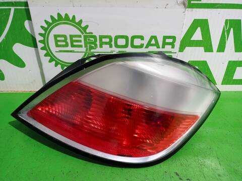 Foto 3ª: Piloto Trasero Derecho Opel Astra ELEGANCE BERLINA 101CV 74KW [Z17DTH] (2004)