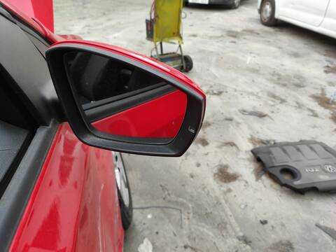 Retrovisor Derecho Volkswagen Polo CAYB