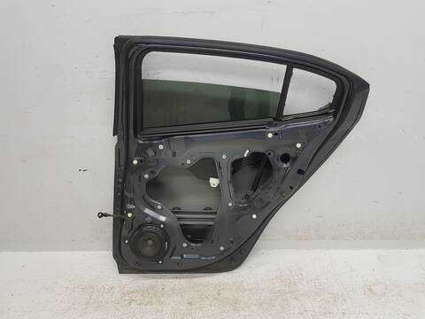 Foto 2ª: Puerta Trasera Derecha Mazda 3 LUXURY 75CV 55KW (2013)