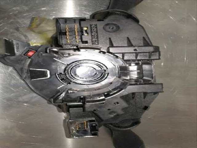 Foto 3ª: Mando Luces Ford Transit FT 330 2.4 EXPRESS-LINE 116CV 85KW CAJA CERRADA [FXFA] (2004)