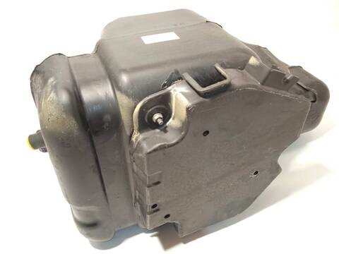 Foto 4ª: Deposito AdBlue Maxus E Deliver 9 ELECTRICO SV63C SV63D) FURGONETA [TZ202XSSQC,TZ220XS001] (2023)