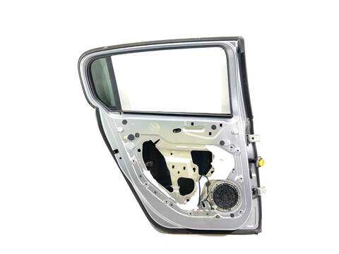 Foto 2ª: Puerta Trasera Izquierda Peugeot 308 GT LINE 131CV [YH01] (2013)