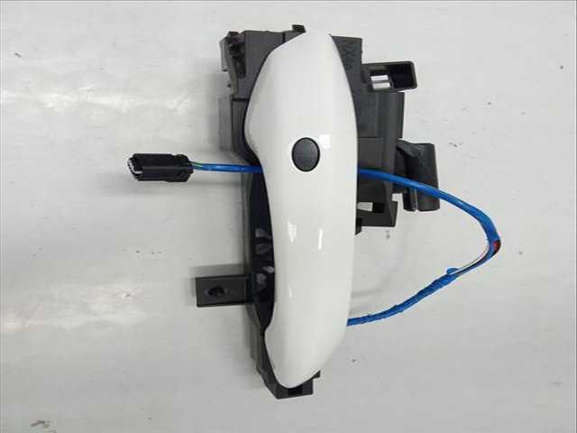 Maneta Exterior Delantera Derecha Hyundai Tucson MAXX 2WD T-GDI CAT] 150CV 110KW