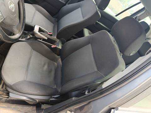 Foto 1ª: Asiento Delantero Izquierdo Opel Zafira Z19DT (2006)