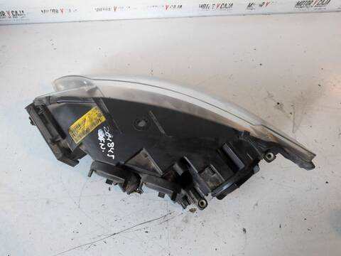Foto 2ª: Faro Derecho Volkswagen Passat BASICO 2.0 TDI 140CV