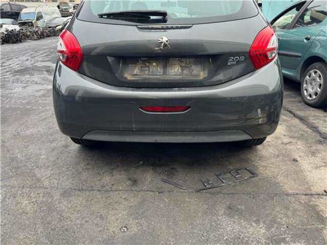 Paragolpes Trasero Peugeot 208 1.2 ACTIVE [1.2 LTR. - 60 KW 12V VTI]