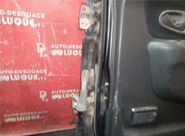 Foto 3ª: Puerta Trasera Derecha Mitsubishi Montero 2.5 TD [4 D 56 T]