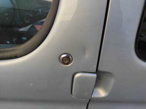 Foto 2ª: Puerta Delantera Izquierda Citroen Berlingo RHY (2003)