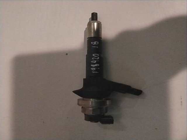 Foto 3ª: Inyectores Opel Meriva COSMO 1 16V CDTI 131CV (2010)