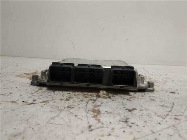 Foto 2ª: Centralita Motor ECU Citroen C5 2.0 HDI SX [2.0 LTR. - 79 KW HDI CAT (RHZ - DW10ATED)]