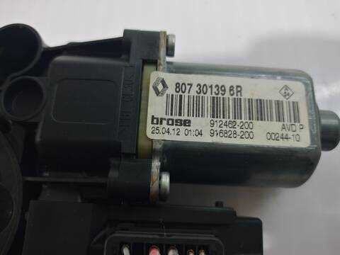 Foto 3ª: Elevalunas Eléctrico Delantero Izquierdo Renault Megane D III BERLINA 5P DYNAMIQUE (2012)