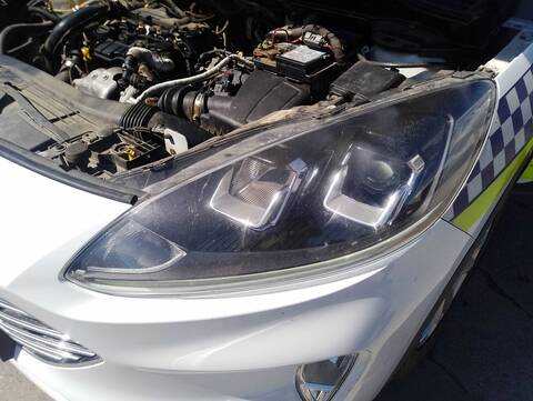 Faro Izquierdo Ford Kuga TREND 120CV 88KW
