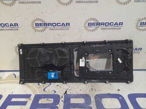 Foto 2ª: Consola Central Jaguar XE 2.0 DIESEL CAT 180CV 132KW (2014)