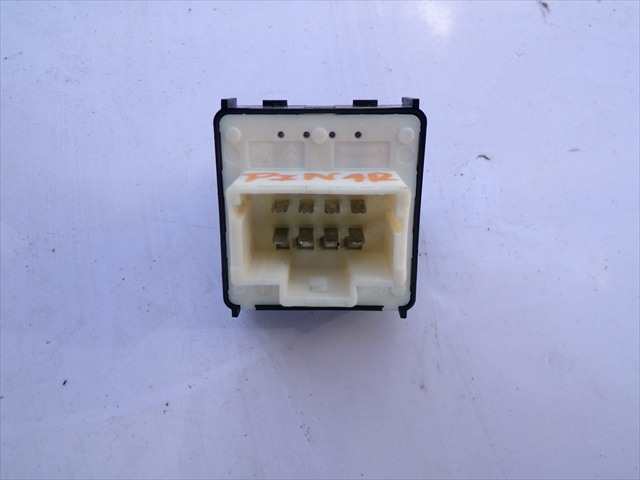 Foto 2ª: Botonera Elevalunas Citroen C3 1.2 G 2016-2024 [HM05] (2021)