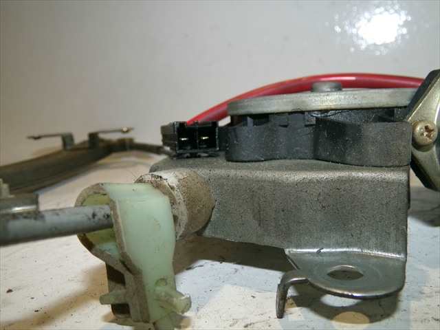 Foto 4ª: Elevalunas Eléctrico Delantero Derecho Nissan Almera 2.0 D SEDAN,1998-2000 [CD20] (1999)