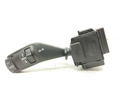 Mando Multifuncion Ford Focus AMBIENTE D) BERLINA 90CV 66KW