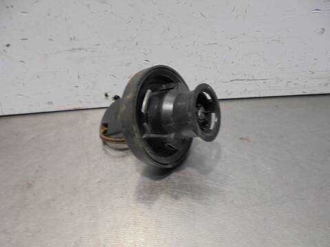Foto 3ª: Tapa Exterior Combustible Citroen Xsara 1.9D PREMIER BERLINA 69CV 51KW [WJY] (2002)