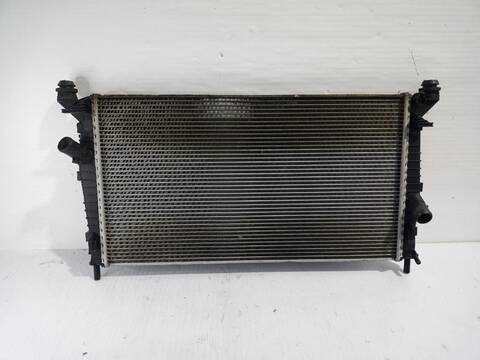 Radiador Motor Ford Focus TREND 101CV