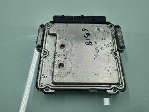 Foto 3ª: Centralita Motor ECU Renault Master L3H2 HKA 3 5T 125CV 92KW [M9TA6] (2010)