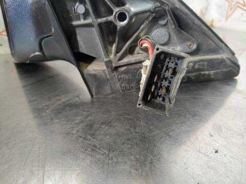 Foto 4ª: Retrovisor Izquierdo Audi A4 1.9 TDI BERLINA 110CV 81KW [D-AVG] (1999)