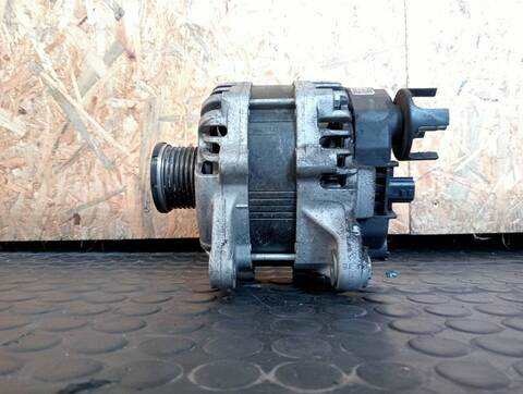 Foto 2ª: Alternador Renault Trafic COMBI 9 L1H1 2 8T 8/9 PLAZAS) 140CV (2014)