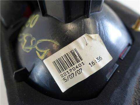 Foto 3ª: Piloto Trasero Derecho Peugeot 405 1.9 EMBASSY TURBO D BERLINA 92CV 68KW [D8A] (1992)