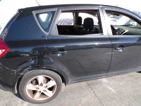 Foto 1ª: Puerta Trasera Derecha Kia Ceed G4FC ED) (2011)