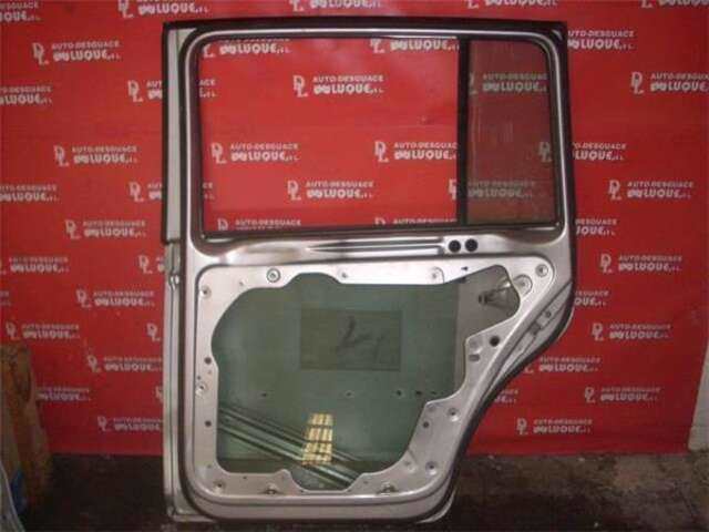 Puerta Trasera Derecha Volkswagen Touran 1.9 ADVANCE [1.9 LTR. - 77 KW TDI]
