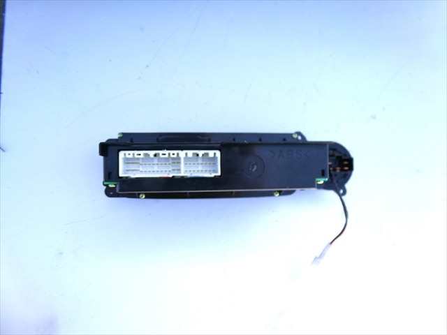 Foto 2ª: Mando Calefacción A. A. Ssangyong Rodius 2.7 D 2005-2013 [D27DT] (2013)