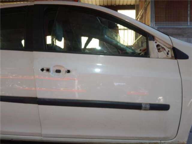 Puerta Delantera Derecha Renault Clio 1.5 PACK DYNAMIQUE [1.5 LTR. - 63 KW DCI DIESEL CAT]