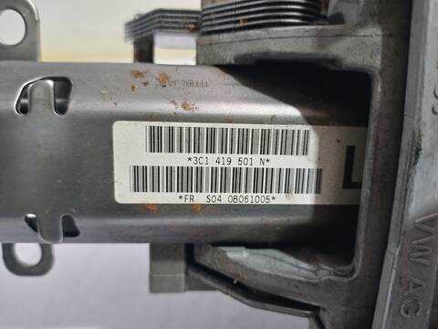 Foto 2ª: Columna Dirección Volkswagen Passat INDIVIDUAL BERLINA 140CV 103KW (2003)