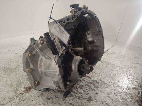 Foto 1ª: Caja Cambios Renault Clio 1.5 DCI DIESEL 65CV 48KW [K9K704] (2003)