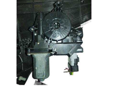 Foto 3ª: Elevalunas Eléctrico Delantero Izquierdo Peugeot 208 1.2 PURETECH 100 (2019)