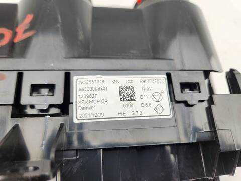 Foto 4ª: Mando Calefacción A. A. Mercedes Citan 110 CDI STANDARD 420.723) 95CV 70KW [K9K U8] (2022)