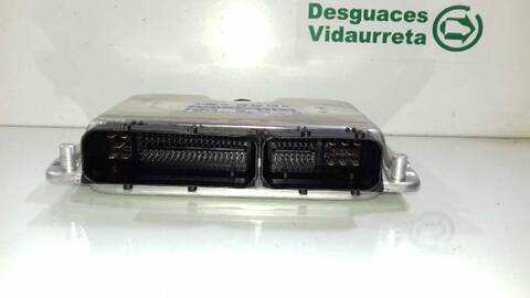 Foto 2ª: Centralita Motor ECU Volkswagen Passat TRENDLINE BERLINA 130CV 96KW [AVF] (2002)