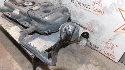 Foto 2ª: Deposito de Combustible Fiat Scudo 10 COMFORT L1H1 90 MULTIJET 90CV 66KW FURGON [9HU] (2008)