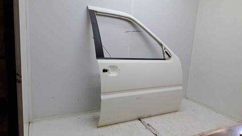 Foto 3ª: Puerta Delantera Derecha Nissan Terrano 2.7 TDI 4WD 125CV 92KW [TD27TI] (2001)