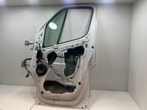Foto 3ª: Puerta Delantera Derecha Renault Master M9T870 (2015)
