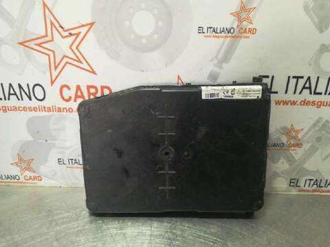 Caja Reles Fusibles Renault Scenic VERSION INDEFINIDA JA..)