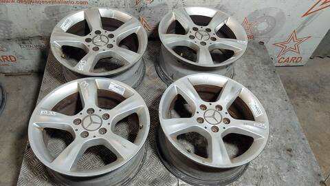 Juego LLantas Mercedes Clase C 160 180 COMPRESSOR 203.046) BERLINA 143CV 105KW