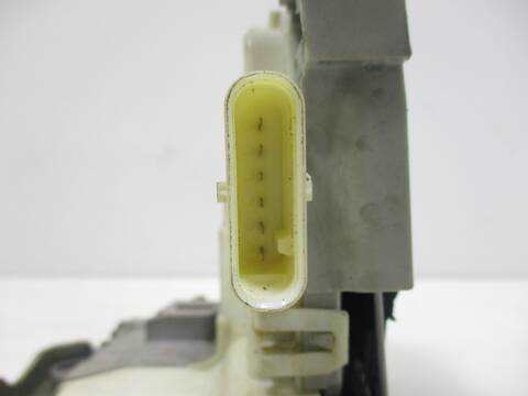 Foto 3ª: Cerradura Puerta Trasera Derecha Audi A1 CBZA (2013)