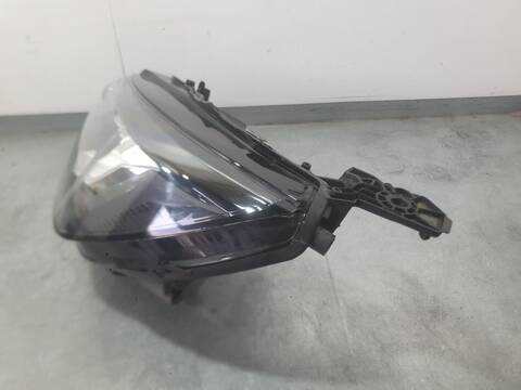 Foto 2ª: Faro Izquierdo Peugeot 2008 1.2 PURETECH 130 131CV 96KW [HN05] (2020)