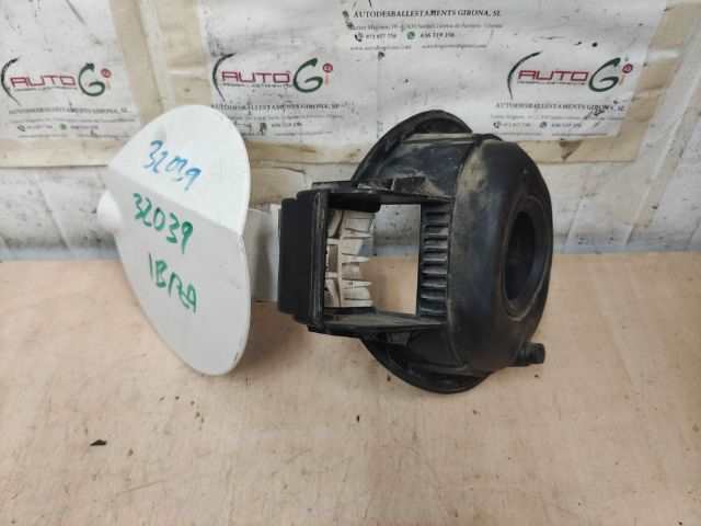 Foto 3ª: Tapa Exterior Combustible Seat Ibiza 1.2 G 6J [CGP] (2011)